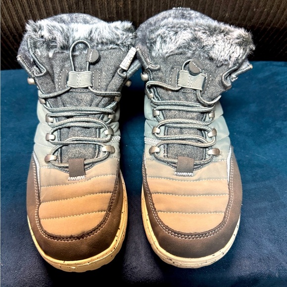 Hey Dude Women's Brandy Grey Size 7 Comfortable & Light-Weight Size 7 - Picture 1 of 5